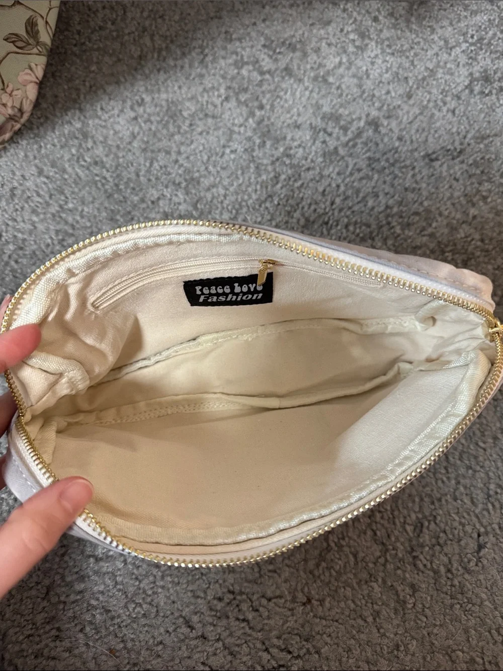 White Sequined Tongue Patch Cosmetic Pouch
